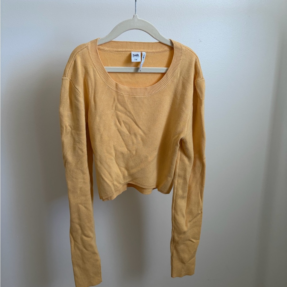 Twik Yellow Long Sleeve Crop Top
